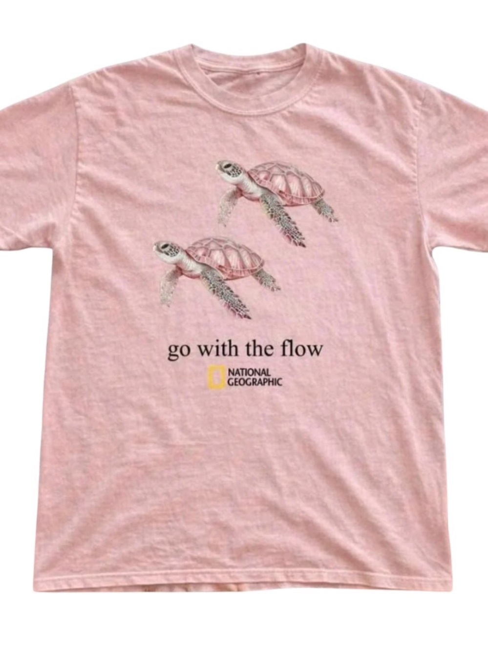 Dusty rose color Short-Sleeve Tee with Sea Turtle Artwork